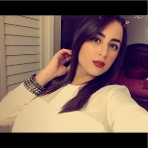 Meet your Posher, Evelin